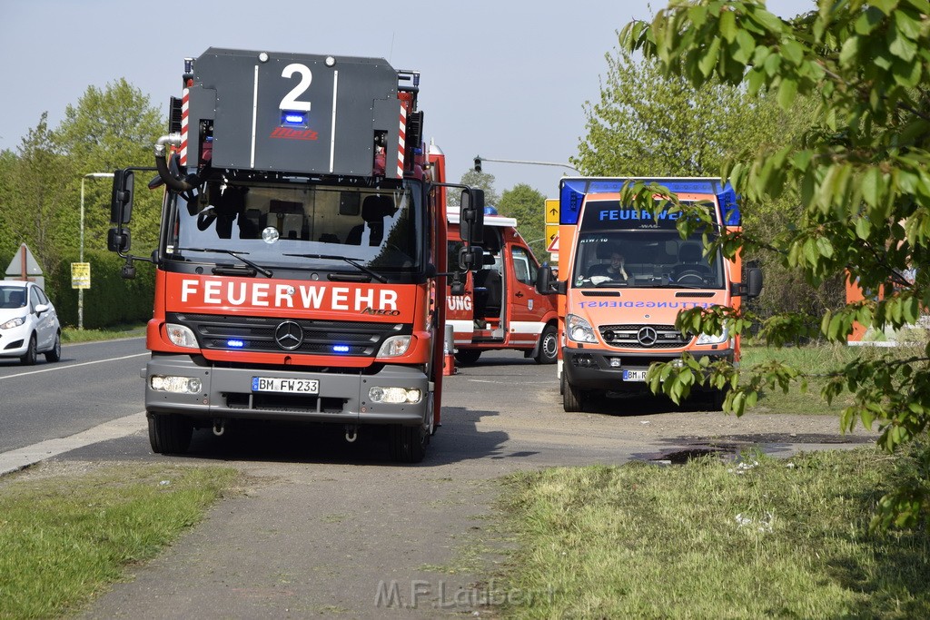 Schwerer VU LKW Zug Bergheim Kenten Koelnerstr P224.JPG - Miklos Laubert